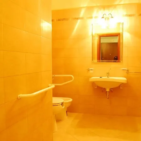 Pinus Bed & Breakfast *
